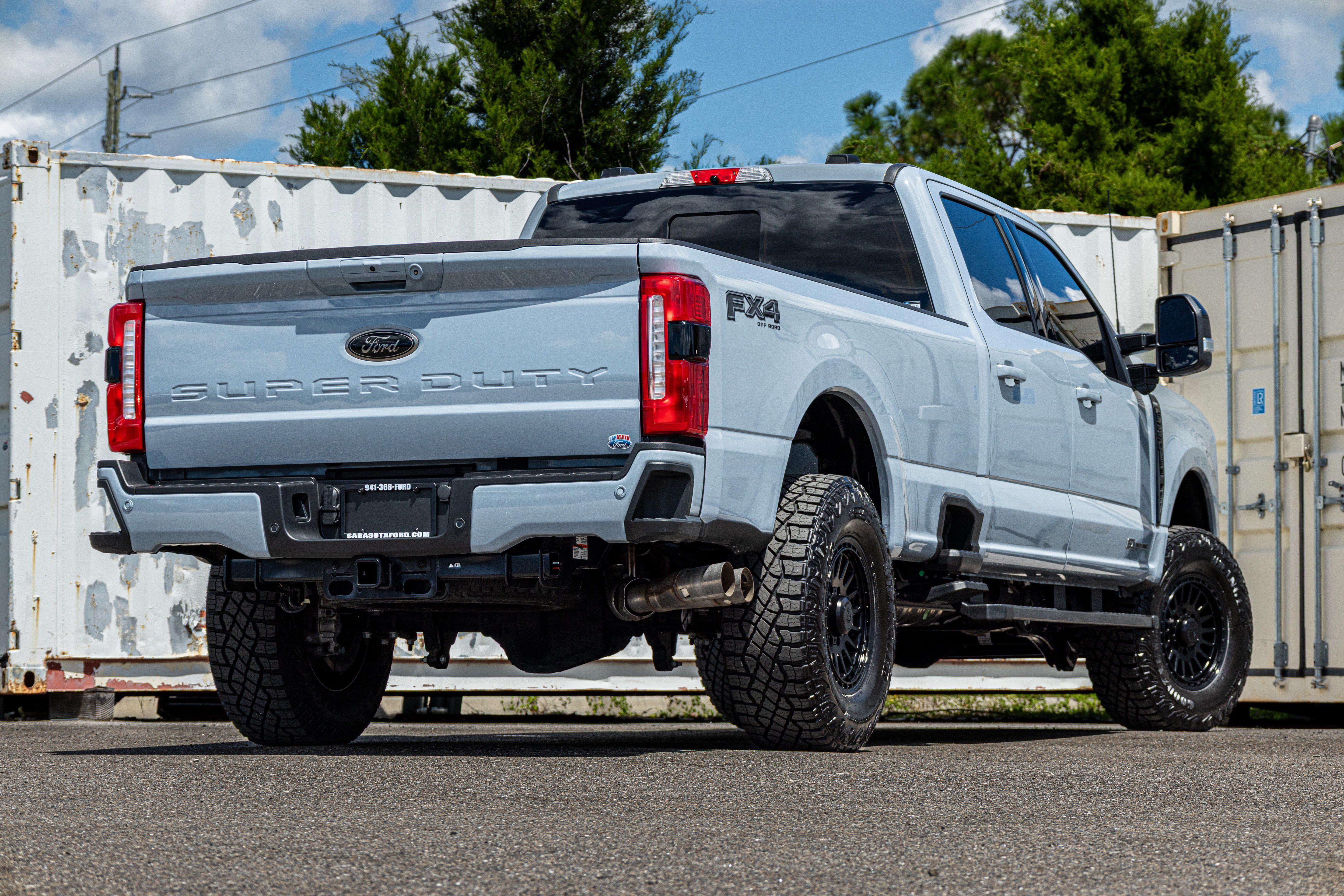 Used 2025 Ford F250 Lariat w/ Lariat Ultimate Package AWD/4WD image 4
