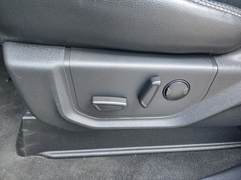 Certified 2022 Ford F350 Lariat w/ Chrome Package image 20