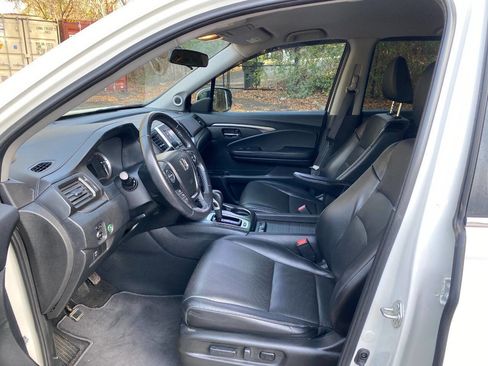 Used 2017 Honda Ridgeline RTL image 12