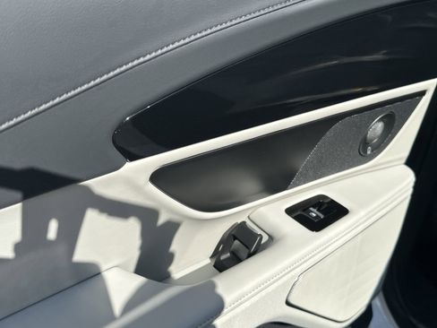 New 2026 Lincoln Nautilus Premier w/ Equipment Group 102A image 12