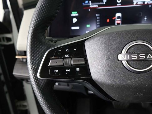 Used 2023 Nissan Ariya FWD image 41