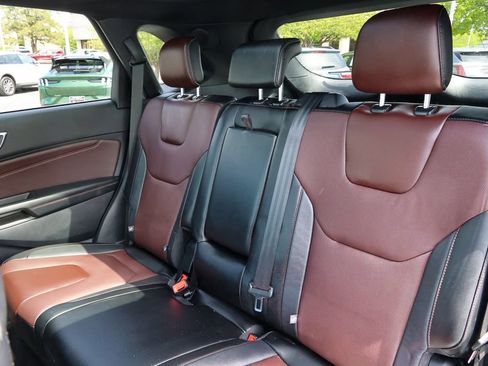 Used 2021 Ford Edge Titanium w/ Equipment Group 301A AWD/4WD image 38