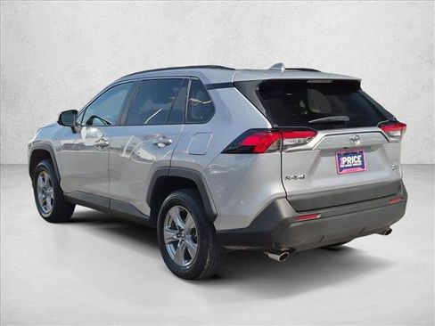 Used 2025 Toyota RAV4 XLE AWD/4WD image 8