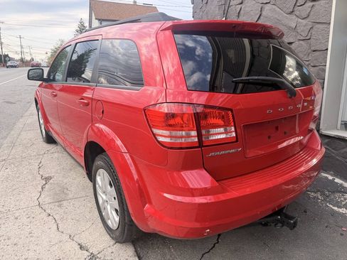 Used 2018 Dodge Journey SE FWD image 7