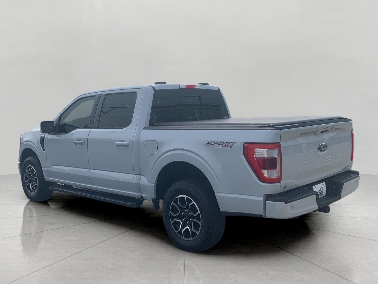 Used 2022 Ford F150 Lariat w/ Equipment Group 502A High AWD/4WD image 5