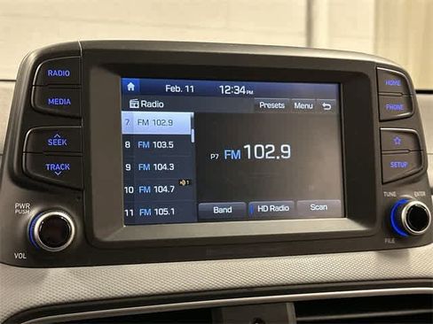 Used 2018 Hyundai Kona SEL image 11