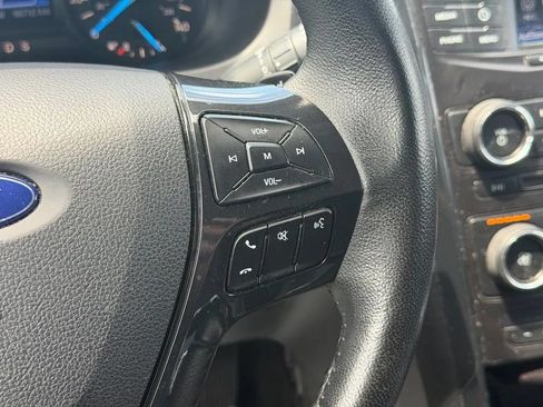 Used 2017 Ford Explorer XLT AWD/4WD image 17
