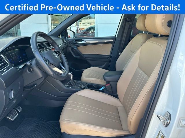 Used 2023 Volkswagen Tiguan SE R-Line AWD/4WD image 10