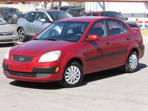 Used 2008 Kia Rio LX image 2