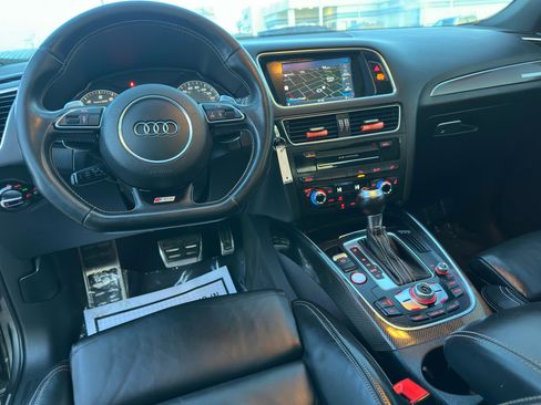 Used 2015 Audi SQ5 Premium Plus w/ Technology Package image 39