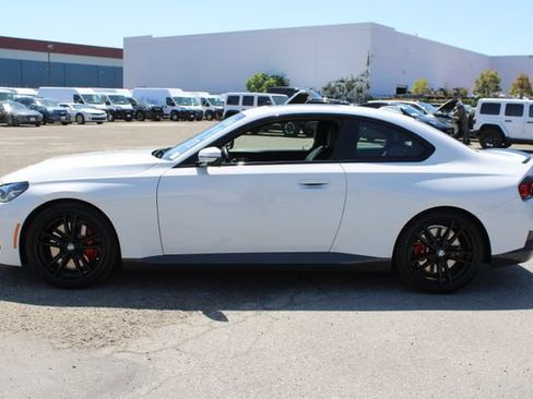 Used 2022 BMW 230i Coupe w/ Premium Package 2 RWD image 9