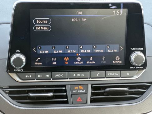 New 2025 Nissan Altima 2.5 SR image 21