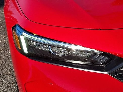 Certified 2025 Honda Civic LX image 9