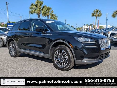 Used 2022 Lincoln Corsair FWD image 2