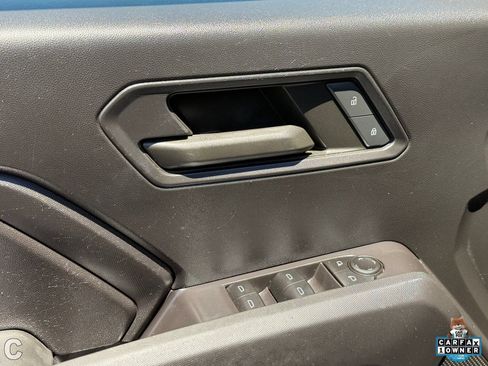 Used 2023 Chevrolet Colorado W/T RWD image 16