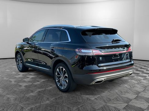 Used 2023 Lincoln Nautilus Reserve AWD/4WD image 3