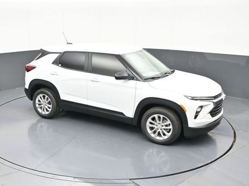 New 2026 Chevrolet TrailBlazer LS w/ LS Convenience Package FWD image 59