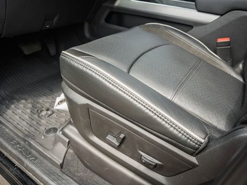 New 2026 RAM 3500 Laramie AWD/4WD image 42