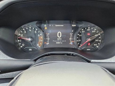 Used 2024 Jeep Compass Latitude image 10