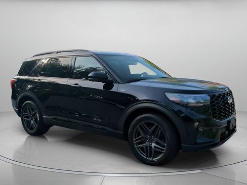 New 2026 Ford Explorer ST-Line w/ ST-Line Street Pack RWD image 39