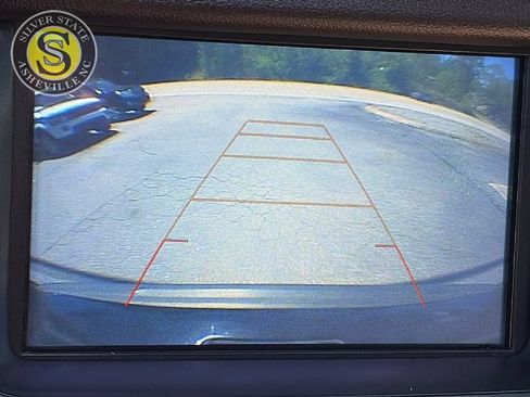 Used 2019 Chevrolet Tahoe LT image 32