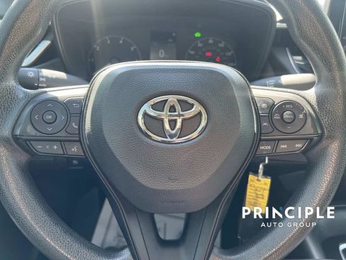 Used 2024 Toyota Corolla LE FWD image 18