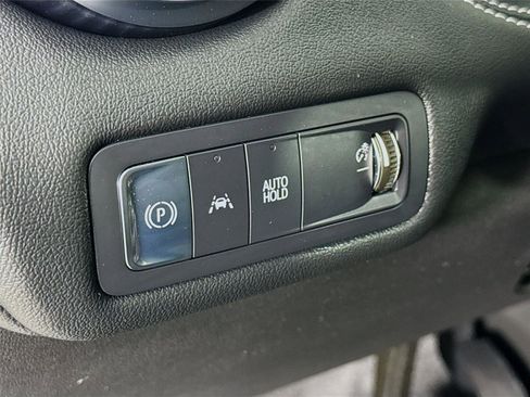 Used 2024 Chevrolet Blazer EV LT image 11