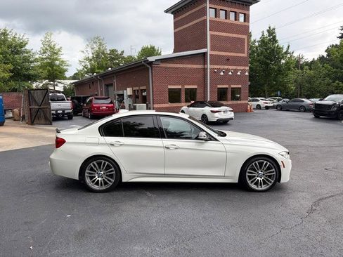Used 2017 BMW 340i Sedan RWD image 9