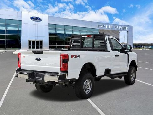 Used 2023 Ford F250 XL w/ 360-Degree Camera Package AWD/4WD image 4