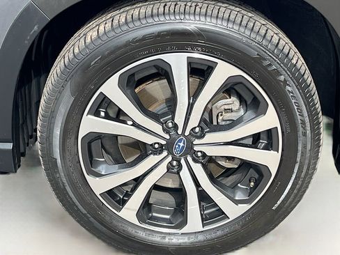 Used 2023 Subaru Forester Limited image 33