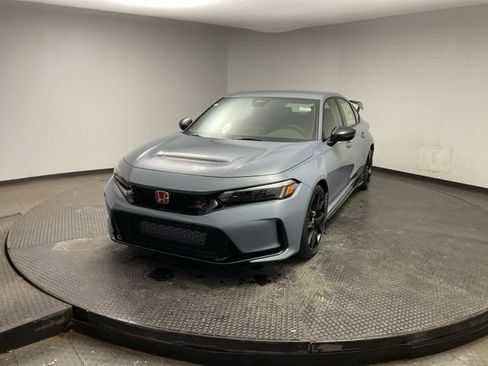 New 2025 Honda Civic Type R image 3