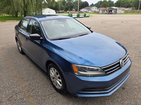 Used 2015 Volkswagen Jetta SE FWD image 14