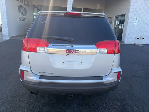 Used 2017 GMC Terrain SLE FWD image 4