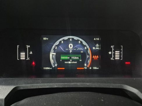 Certified 2024 Toyota Tacoma SR5 AWD/4WD image 23