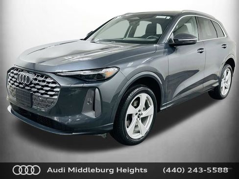 Certified 2025 Audi Q5 Premium w/ Premium Plus AWD/4WD image 4