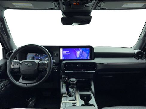 Used 2024 Toyota Land Cruiser image 16