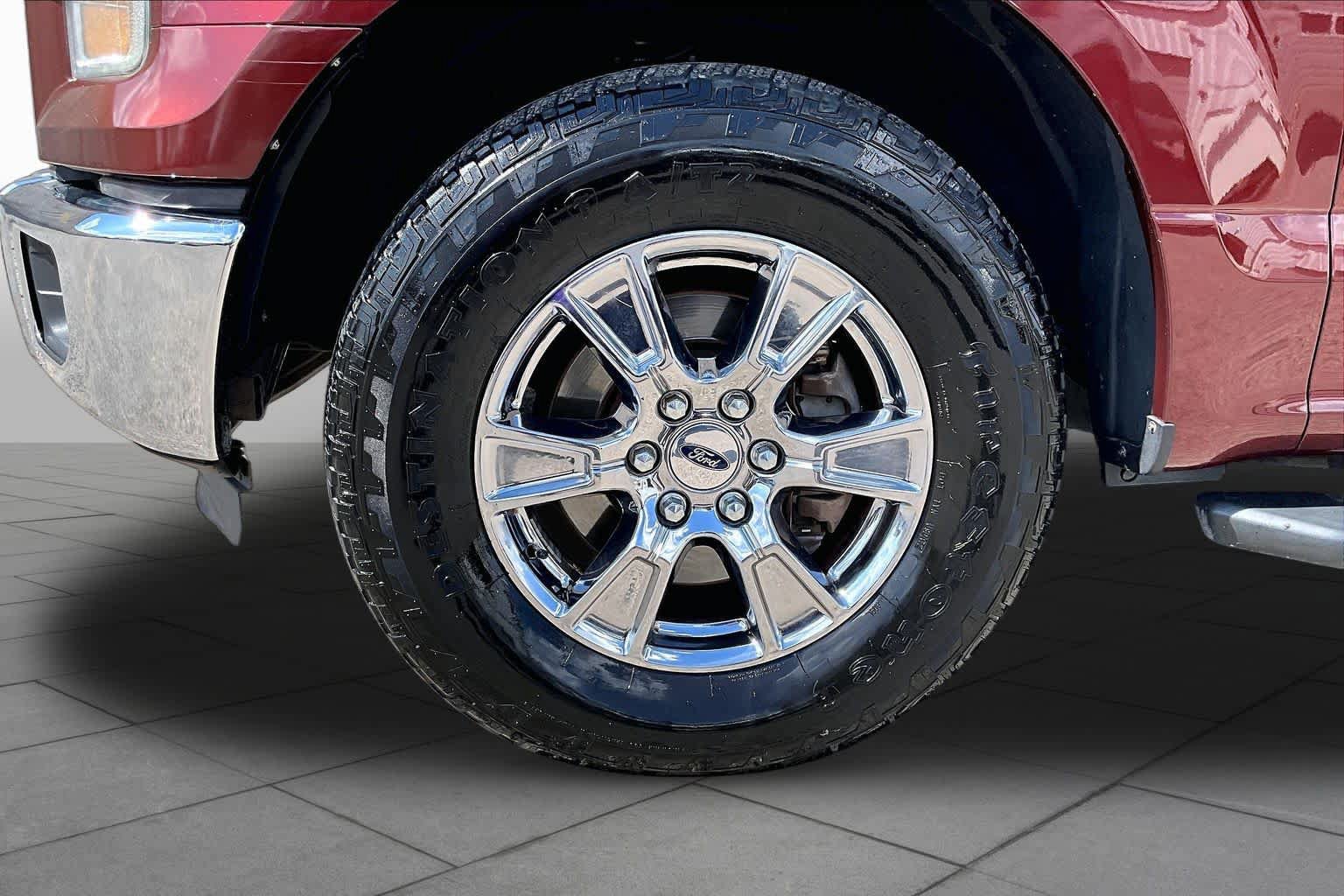 Used 2015 Ford F150 XLT w/ Equipment Group 302A Luxury RWD image 13