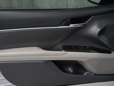 Certified 2022 Toyota Camry LE FWD image 27