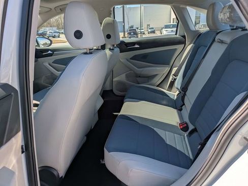 New 2026 Volkswagen Jetta SE FWD image 14