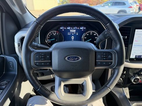 Used 2022 Ford F150 XLT w/ Equipment Group 302A High image 13