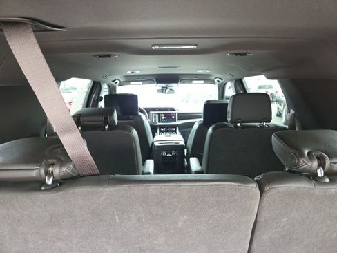 Used 2023 GMC Yukon XL Denali image 66