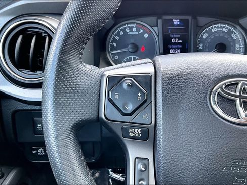 Used 2021 Toyota Tacoma TRD Off-Road w/ Blackout Package (TMS) AWD/4WD image 23