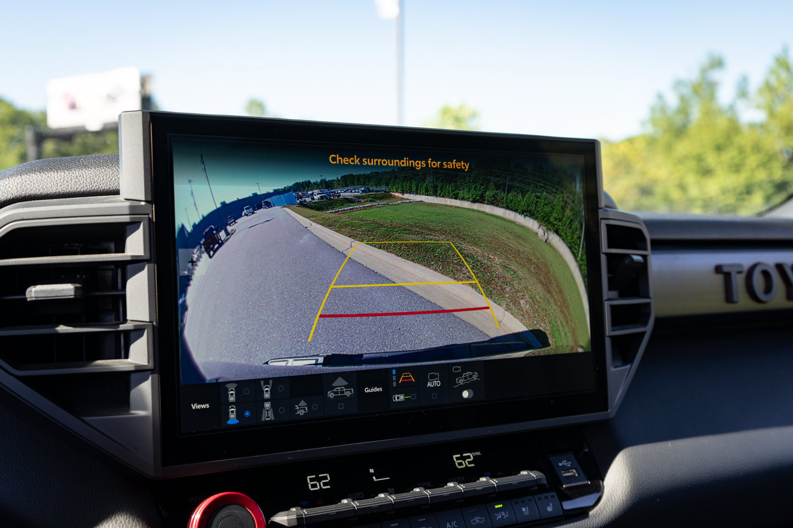 Used 2025 Toyota Tundra TRD Pro AWD/4WD image 47