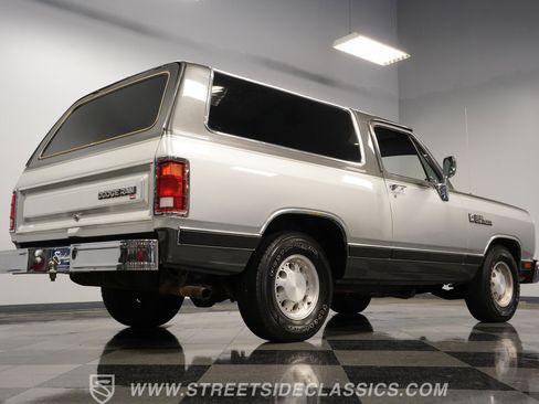 Used 1990 Dodge Ramcharger 2WD image 27