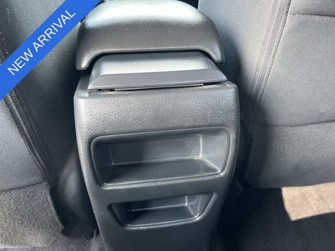 Used 2015 Nissan Sentra SV w/ Style Package FWD image 19