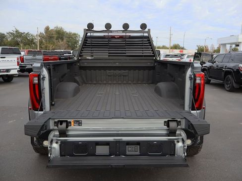 Used 2025 GMC Sierra 3500 Denali Ultimate image 27