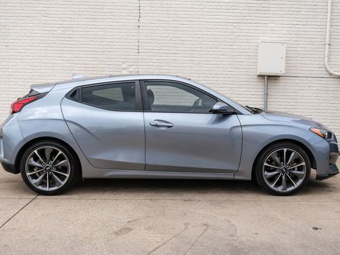 Used 2021 Hyundai Veloster 2.0 Premium FWD image 7