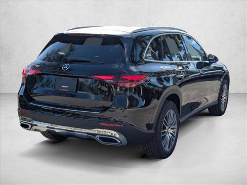 New 2026 Mercedes-Benz GLC 300 image 2