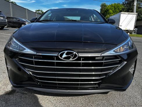 Used 2020 Hyundai Elantra SEL w/ Cargo Package (C1) FWD image 3