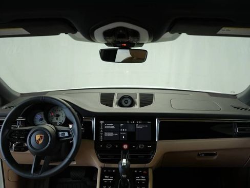 New 2026 Porsche Macan S image 16